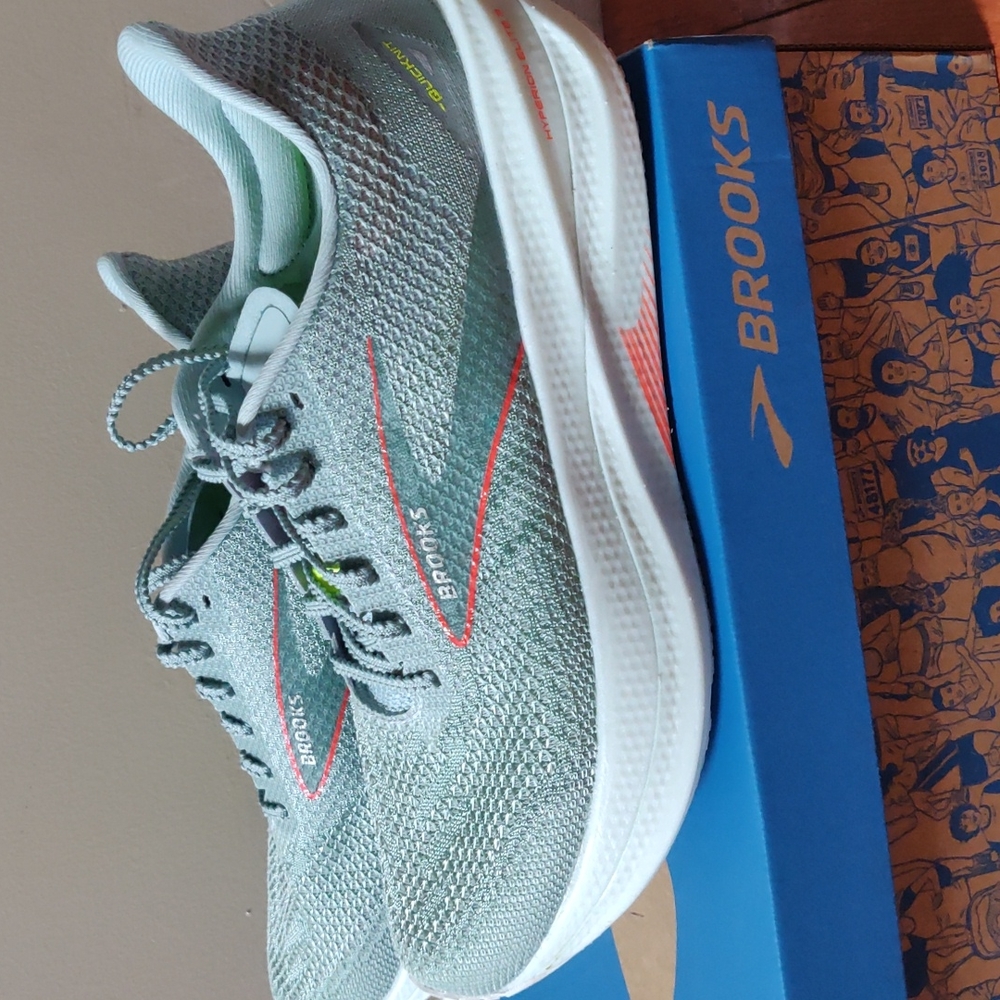 Brooks Hyperion elite 3 running shoes
